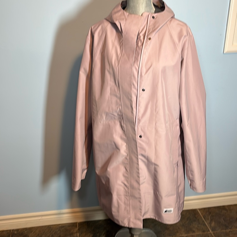 Women’s lilac MEC coat, size XL